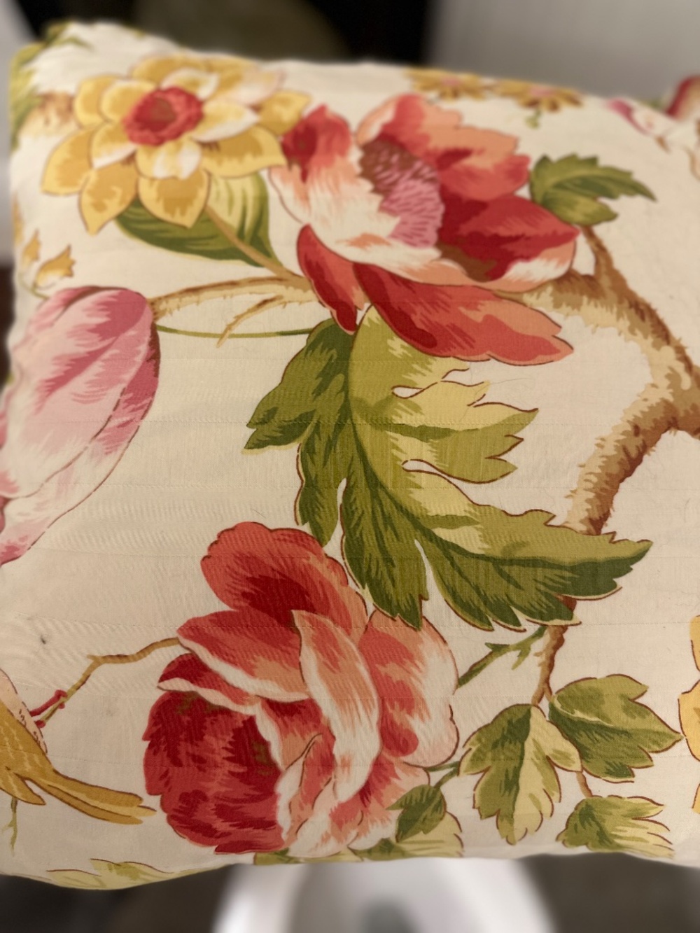 THOMASVILLE CUSTOM PILLOWS - Picture 4 of 8
